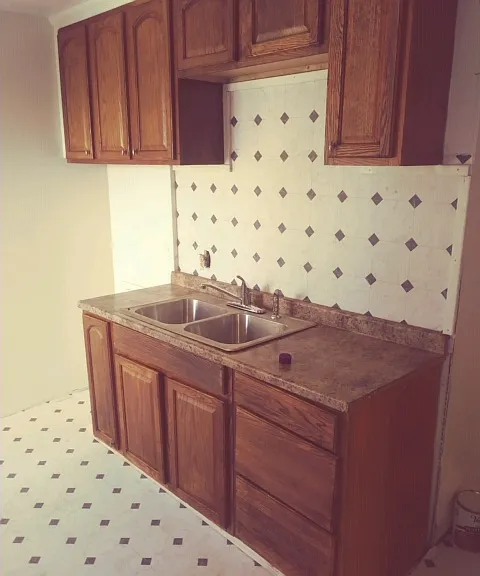 426 E Gracelawn Ave — Photo 3