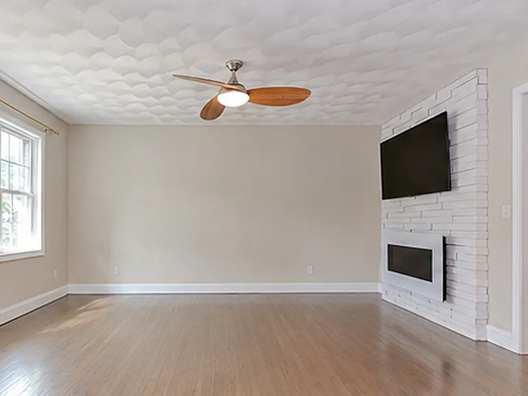 39 Curve St — Photo 25