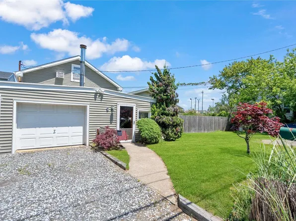 9 Waterview Street, East Rockaway, NY 11518