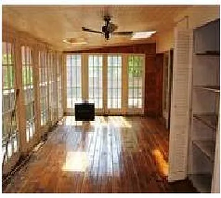 Sold by Urban Sanctuary | media 25