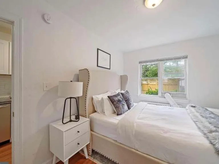 114 P St SW #1 — Photo 7