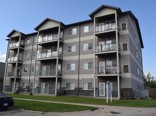 1178 Jefferson Ave #102, Winnipeg, MB R2P 0C7