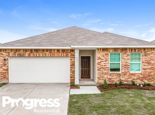 563 London Dr, Lavon, TX 75166