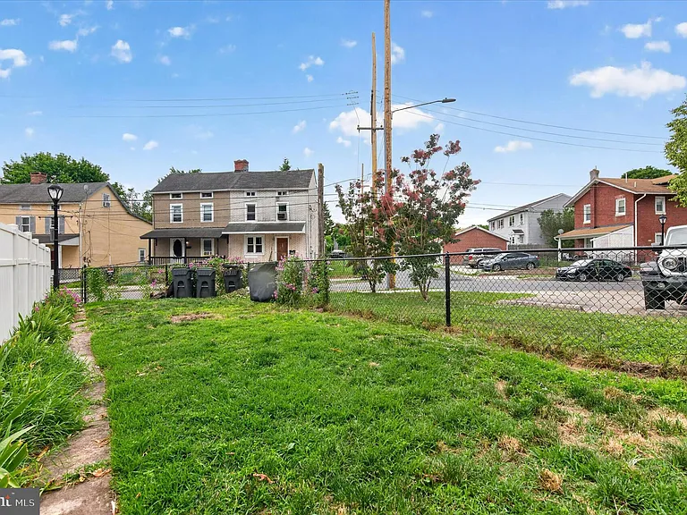 128 High St — Photo 25