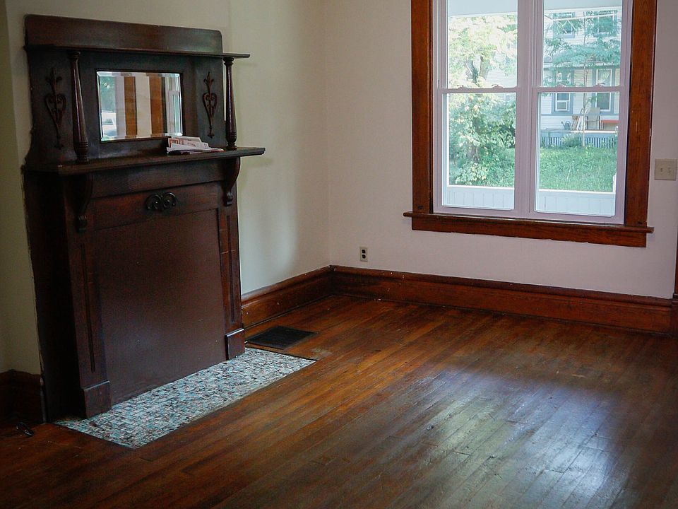 7377 W Blake St, Blanchardville, WI 53516 Zillow