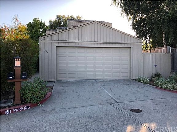 2nd image of 1360 Vista Del Lago