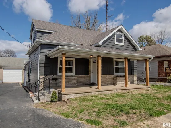 1205 E Elm St, West Frankfort, IL 62896