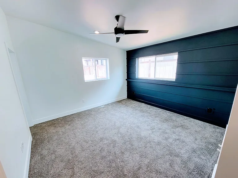 2251 E Lincoln Ln — Photo 22