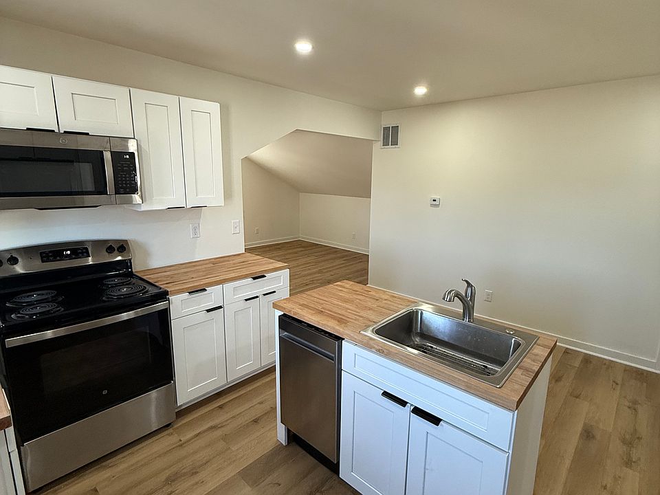 1st image of 430 Pearl Ave #2