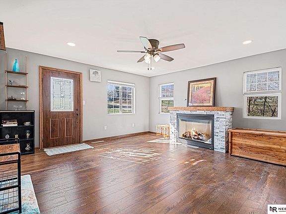 4th image of 2117 Lincoln Ave