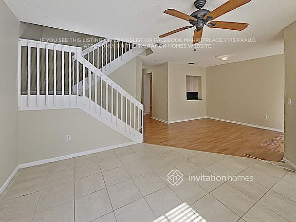 4th image of 20971 Via Oleander APT B