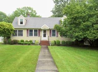 940 Oak Dr, Southold, NY 11971