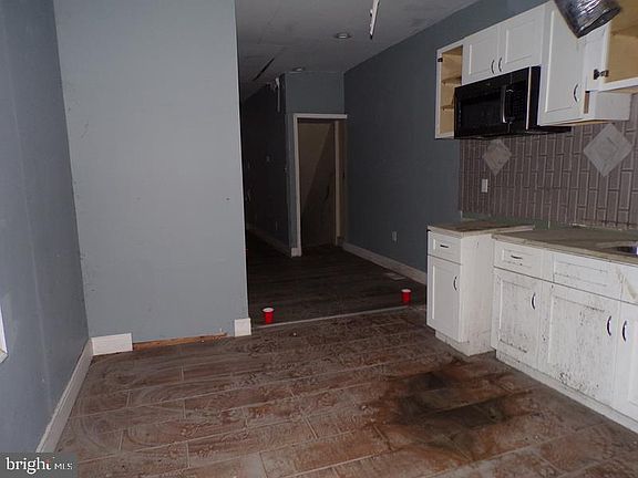 5th image of 1530 W Lehigh Ave