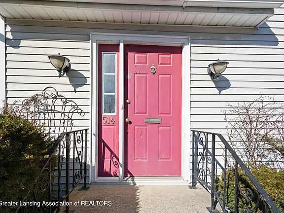 2nd image of 514 W Maple St