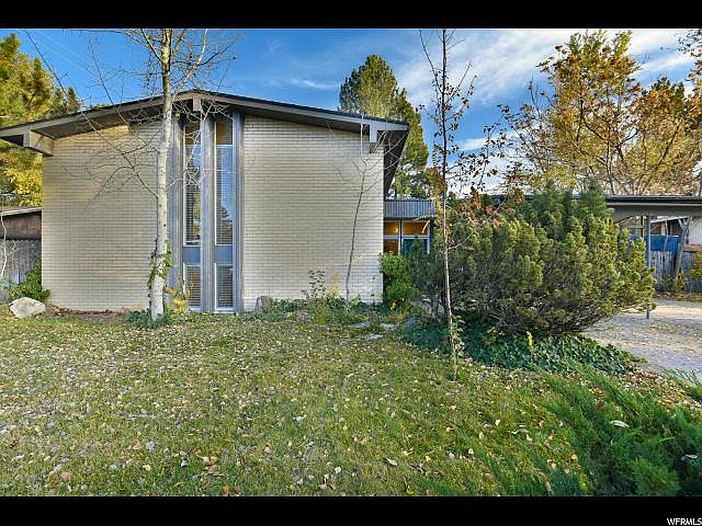 1st image of 1580 E Dawn Dr