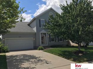 3922 S 190th St, Omaha, NE 68130