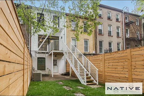 Rented by Native Real Estate LLC | media 15