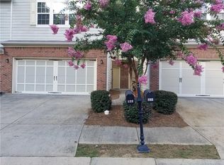 870 Ivydale Ln, Lawrenceville, GA 30045