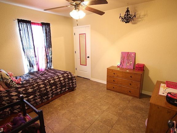 4th image of 508 W Orion Dr