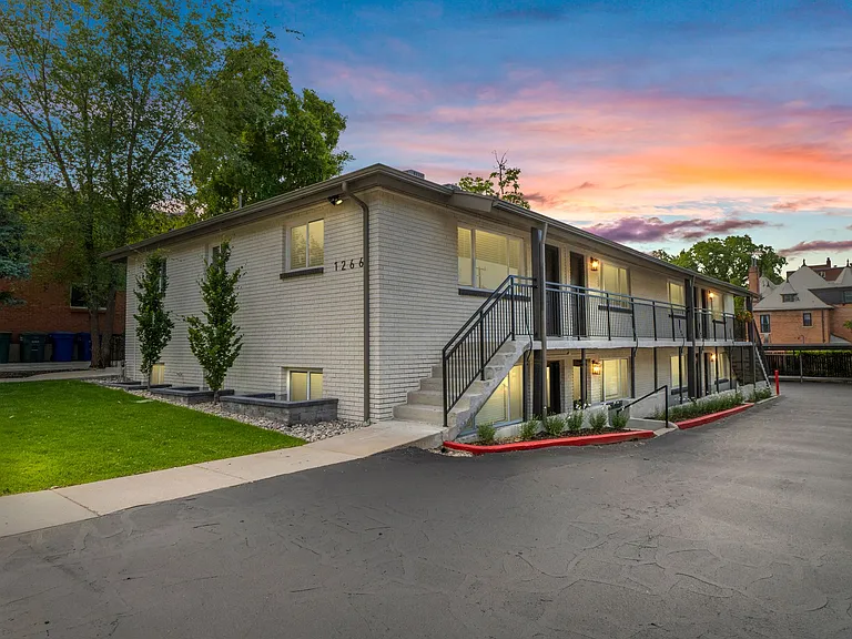 1260 E Alameda Ave — Photo 5