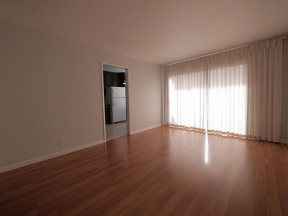 2nd image of 279 11th Ave APT 4