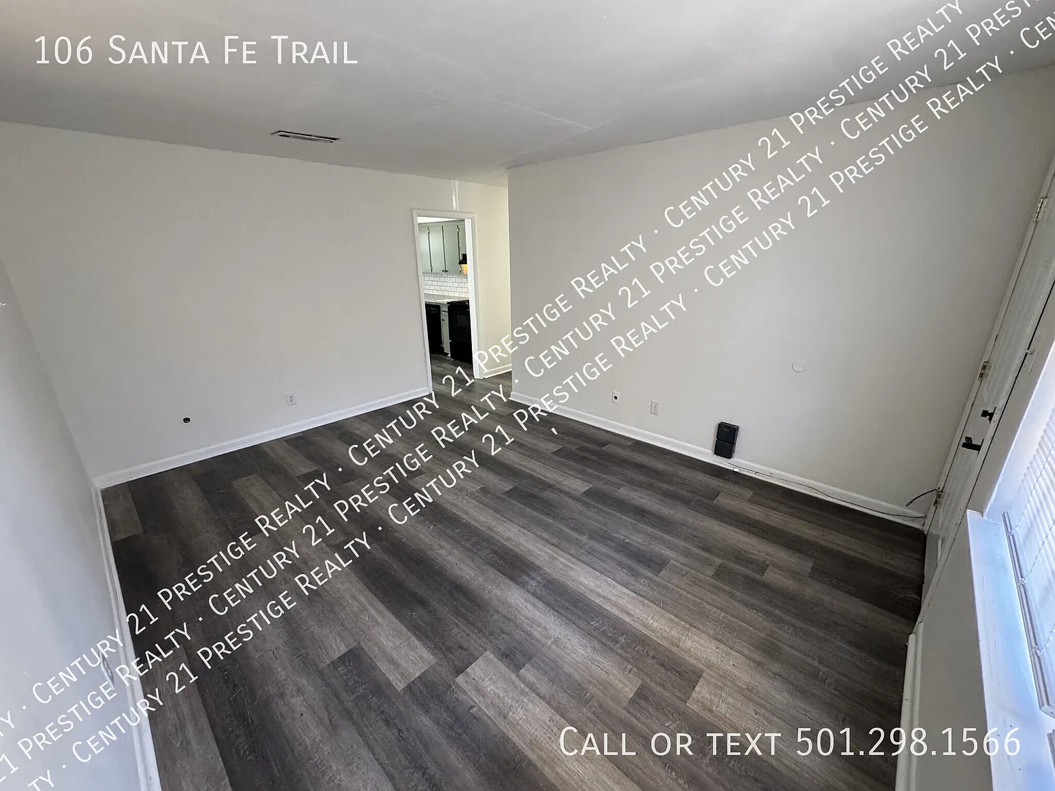 3 bed, 1.5 bath, 986 sqft, $1,300 — Photo 3