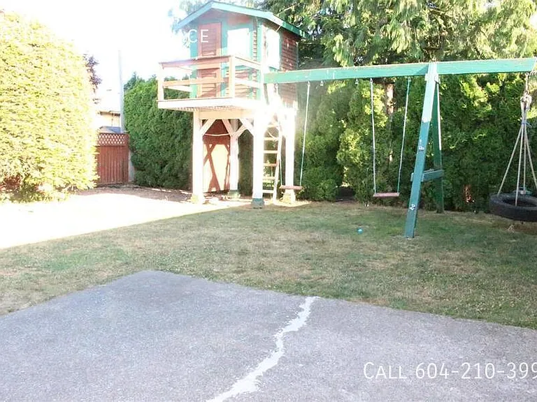 3430 Sechelt Ter — Photo 29