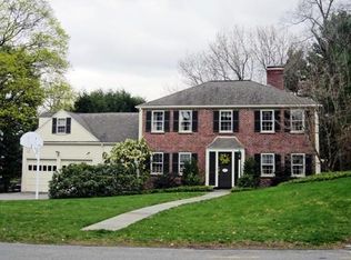 34 Arnold Rd, Wellesley, MA 02481