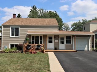 219 S Lewis Ave, Lombard, IL 60148