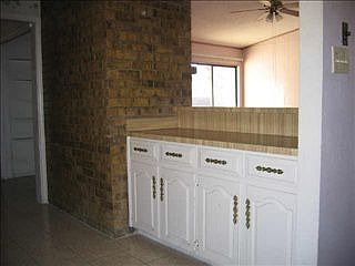 4th image of 3314 Latham Dr