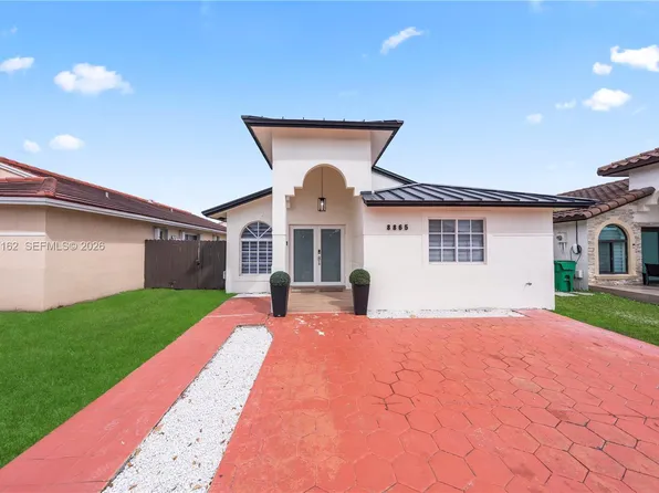 8865 NW 110th St, Hialeah Gardens, FL 33018