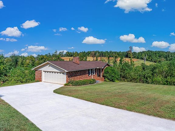 2nd image of 201 Leila St Lot 7