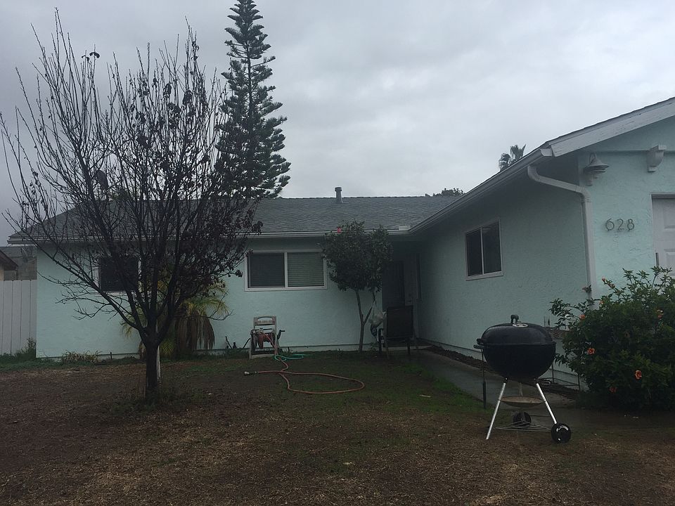 1st image of 628 Charles Dr