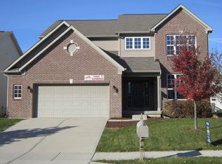11940 Traymoore Dr, Fishers, IN 46038