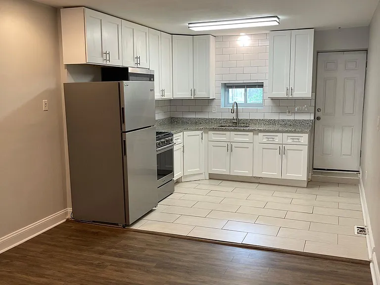 2618 Boone St — Photo 4