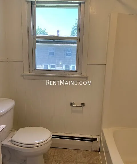 236 Mount Hope Ave — Photo 8