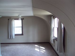 210 W North St, Cerro Gordo, IL 61818