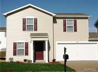26 Chesterfield Ct, Wentzville, MO 63385