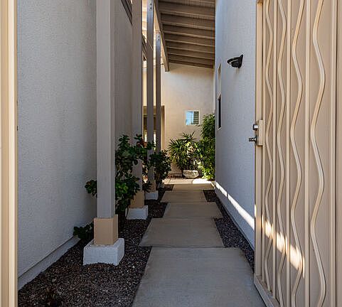 2nd image of 529 Soriano Way