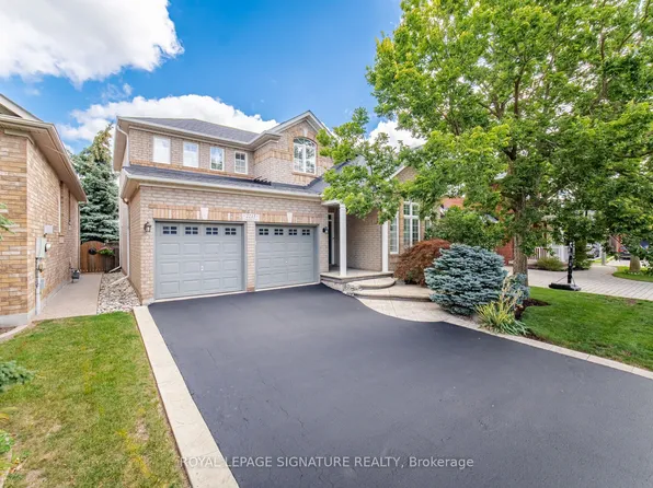 2215 Lapsley Cres, Oakville, ON L6M 4V2