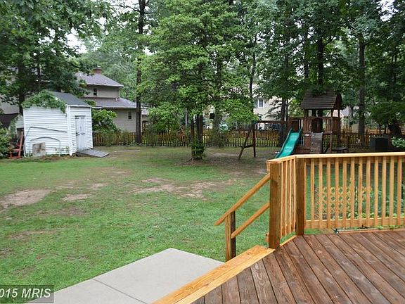 Exterior (Rear)
