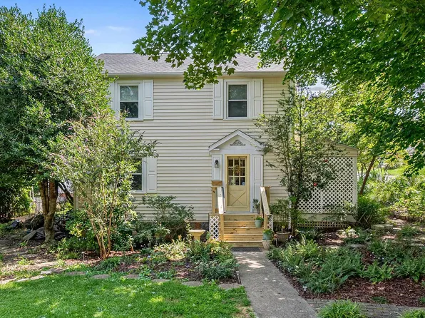 206 Macarthur Ave, Radford, VA 24141