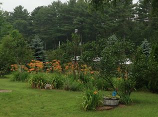 422 Sebago Lake Rd, Gorham, ME 04038