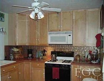 2nd image of 6715 Rockaway Dr