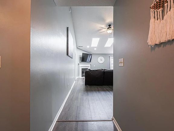 3rd image of 5422 Twin Bridge Ct