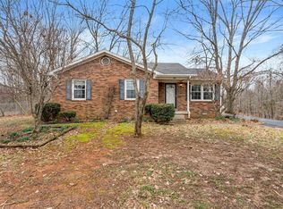 961 Hunts Ln, Bowling Green, KY 42103
