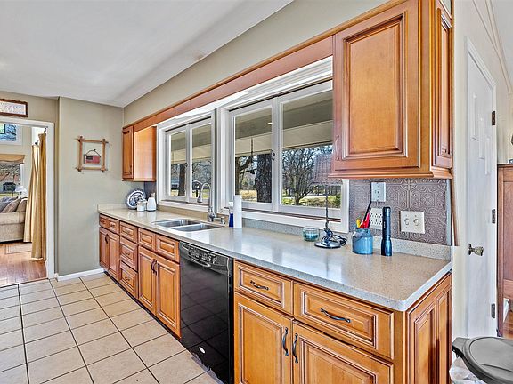 5th image of 1533 Orndorff Mill Rd