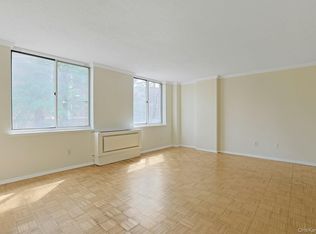 1270 North Ave APT 2L, New Rochelle, NY 10804