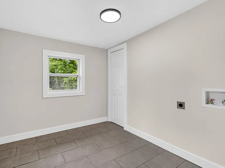 4600 Biltmore Ave — Photo 17