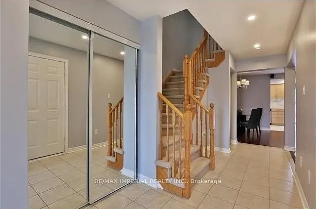 3 bed, $3,580 — Photo 4